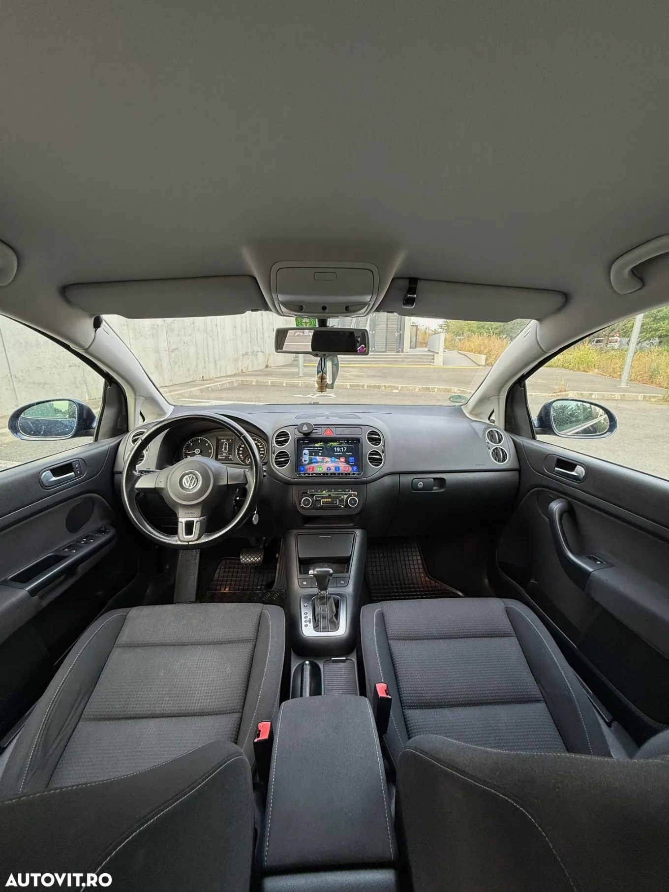 Volkswagen Golf Plus 1.6 TDI DPF DSG Comfortline - 17
