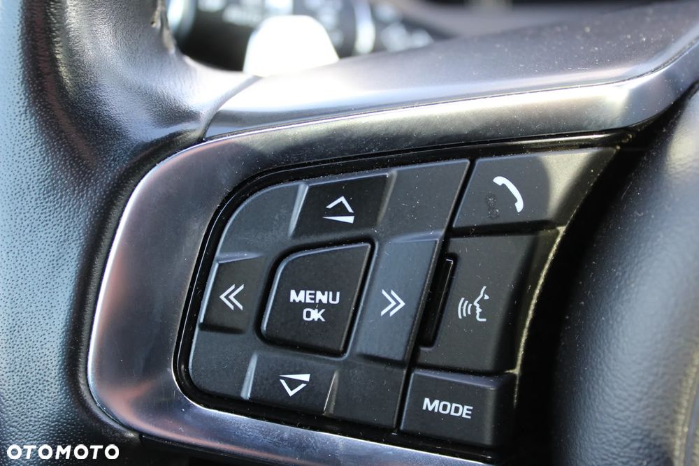 Jaguar F-Pace 3.0 TDV6 AWD R-Sport - 23