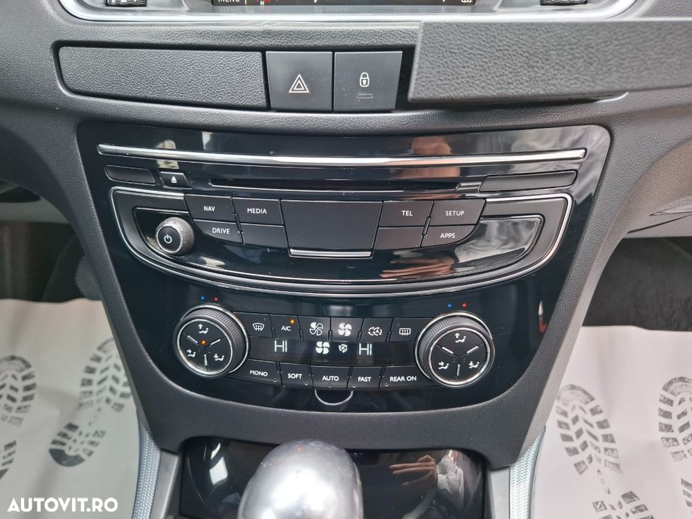 Peugeot 508 BlueHDi 120 EAT6 Stop&Start Allure - 17