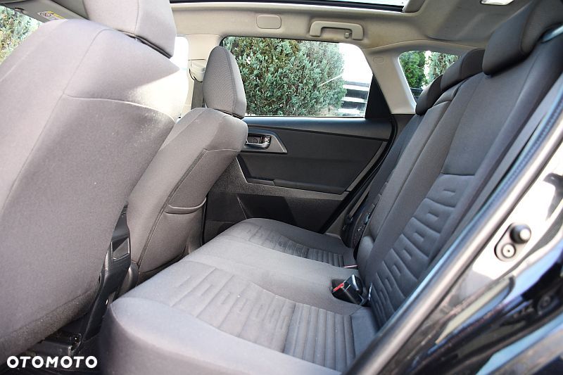Toyota Auris 1.8 HSD Prestige NAVI - 20