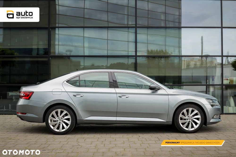 Skoda Superb 2.0 TDI Style DSG - 12