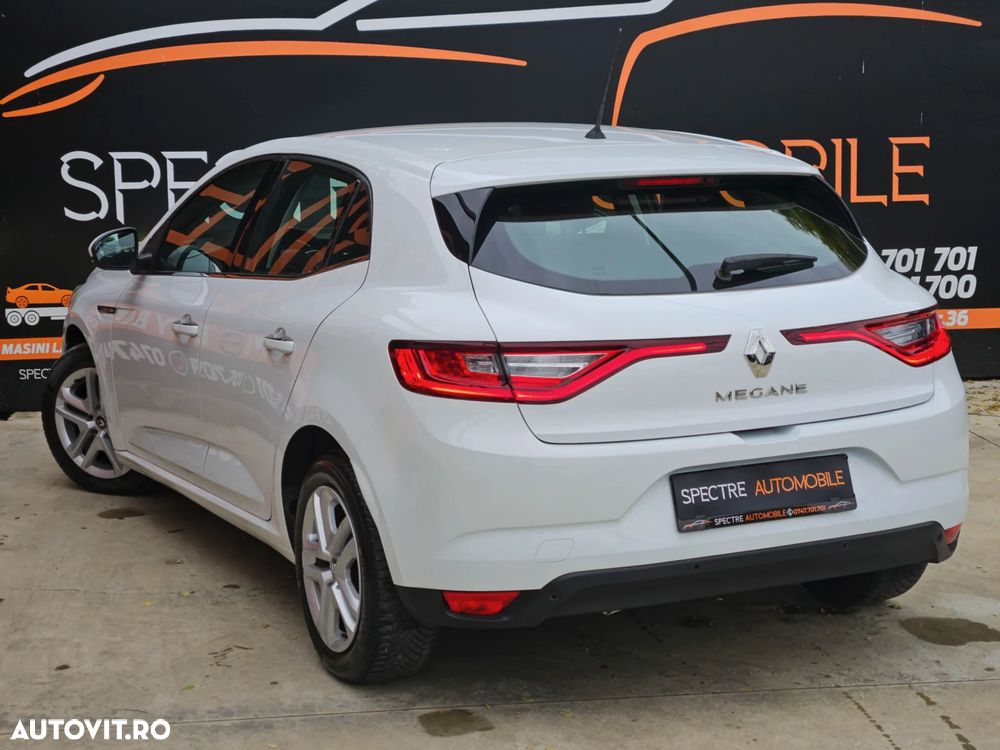 Renault Megane Blue dCi 116 Zen - 5