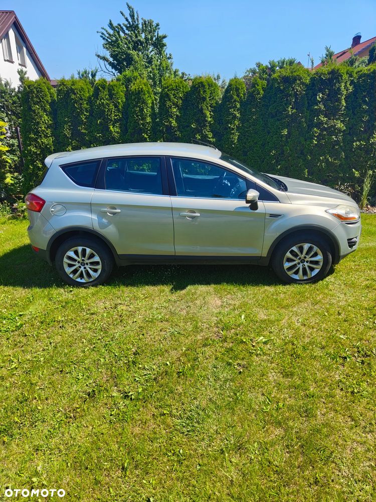 Ford Kuga 2.0 TDCi Titanium FWD - 14