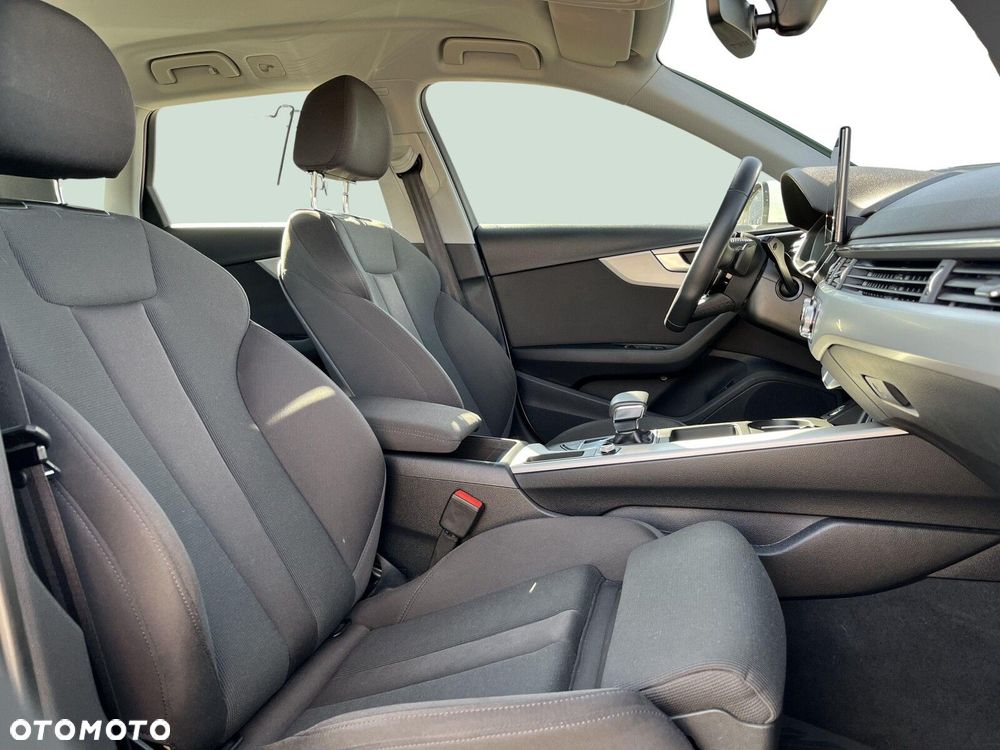 Audi A4 Avant 35 TFSI mHEV Advanced S tronic - 21