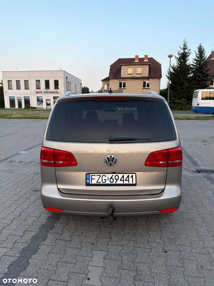 Volkswagen Touran 2.0 TDI DPF Life - 6