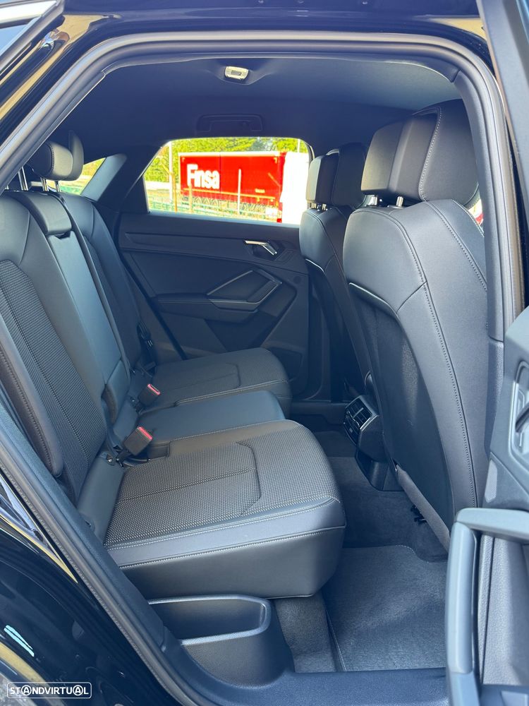 Audi Q3 45 TFSIe S tronic S line - 37