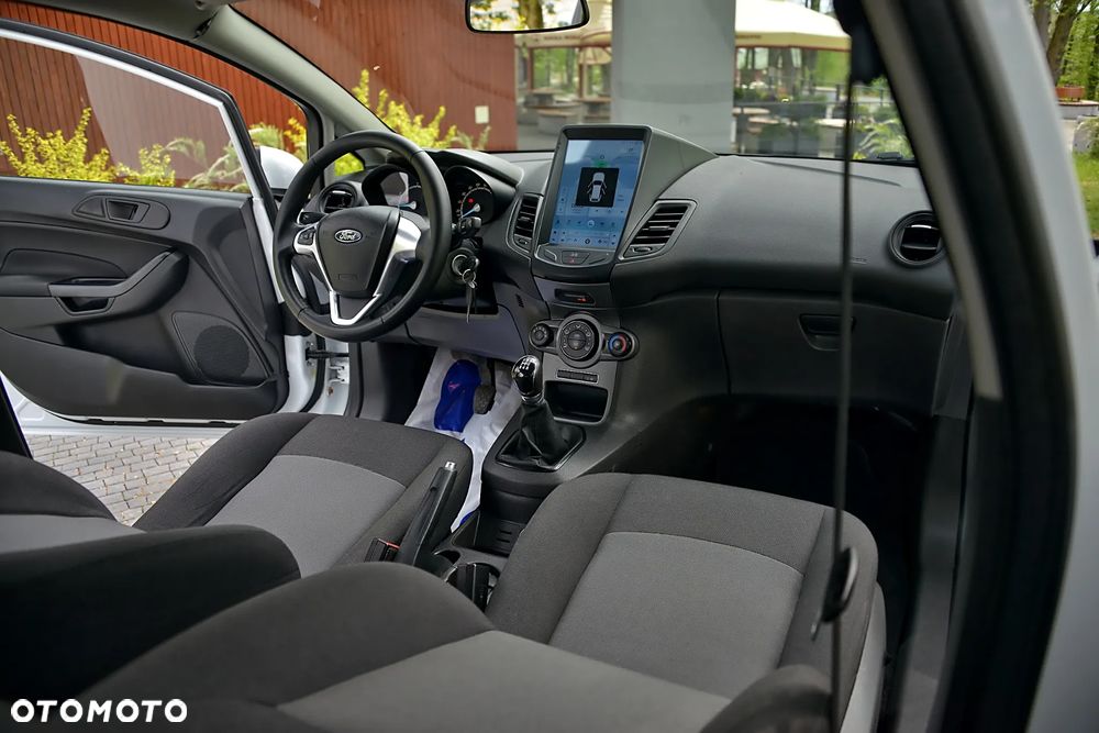 Ford Fiesta 1.25 Titanium EU5 - 32