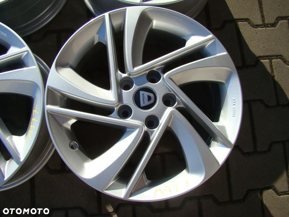 a177 5x114.3 Dacia Duster 7Jx17 et40 Nowy Sacz - 4