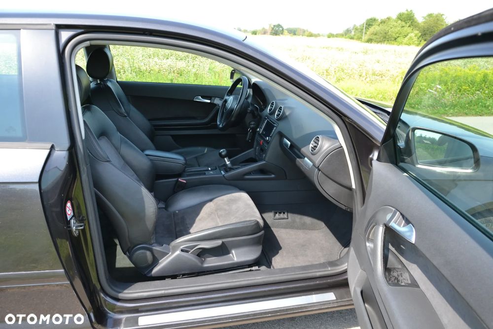 Audi A3 3-drzwiowe 1.6 S Line Sportpaket plus - 17