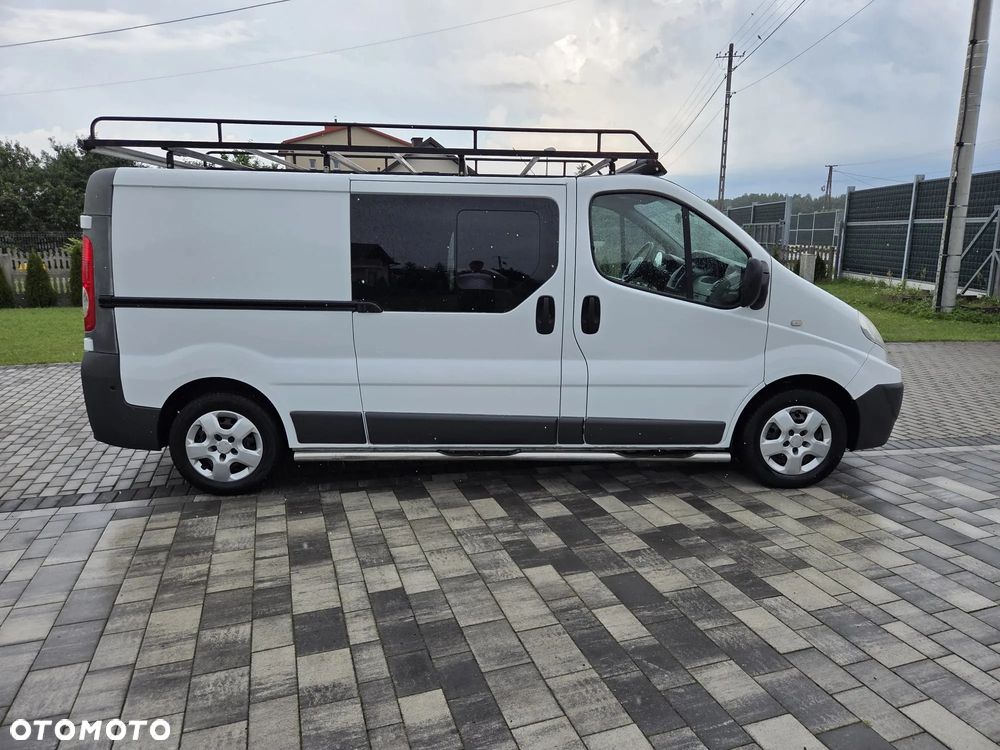 Renault TRAFIC LONG KLIMA TEMPOMAT ORYGINAŁ DUBEL KABINA ZADBANY FULL OPCJA DOPOSAŻONY - 3