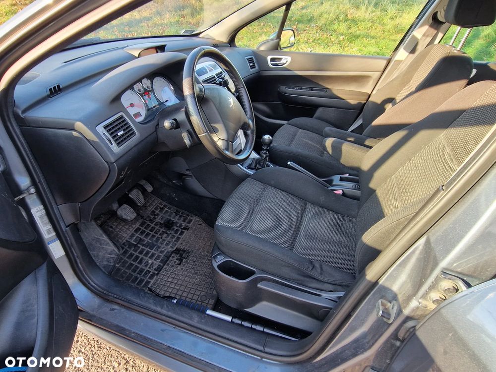 Peugeot 307 HDi SW 135 OXYGO - 15