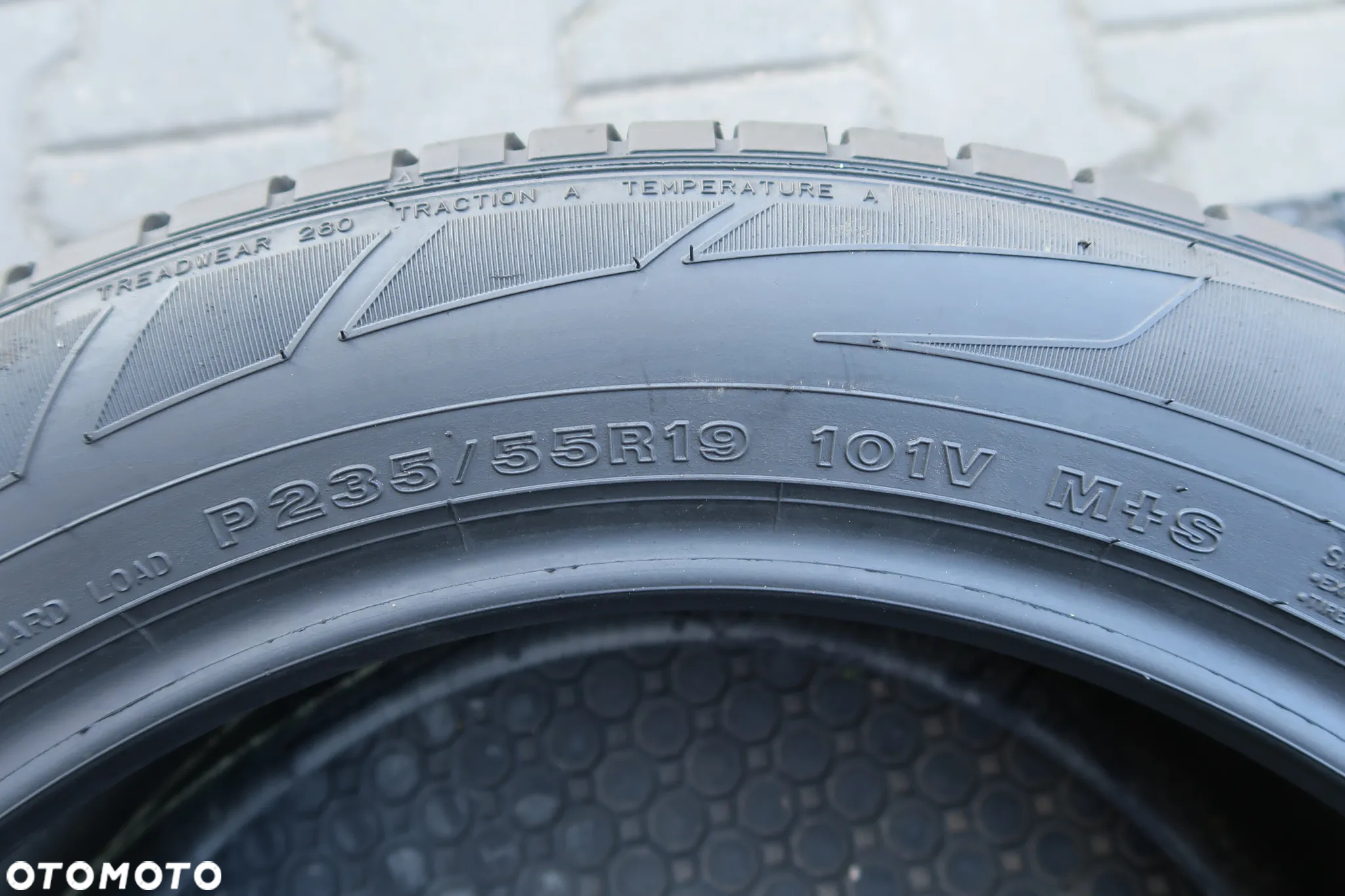 235/55R19 OPONY LETNIE CONTINENTAL  DUNLOP - 10