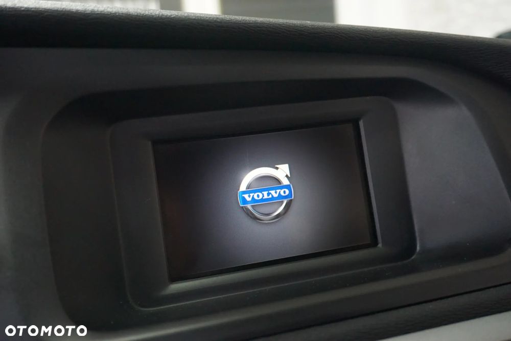 Volvo V40 D2 - 31