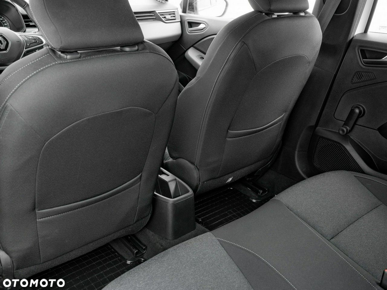 Renault Clio 1.0 TCe Equilibre - 24