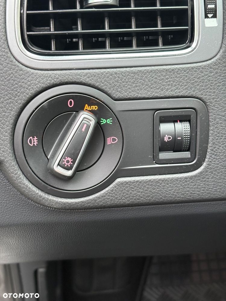 Volkswagen Polo 1.2 TSI Blue Motion Technology Allstar - 7