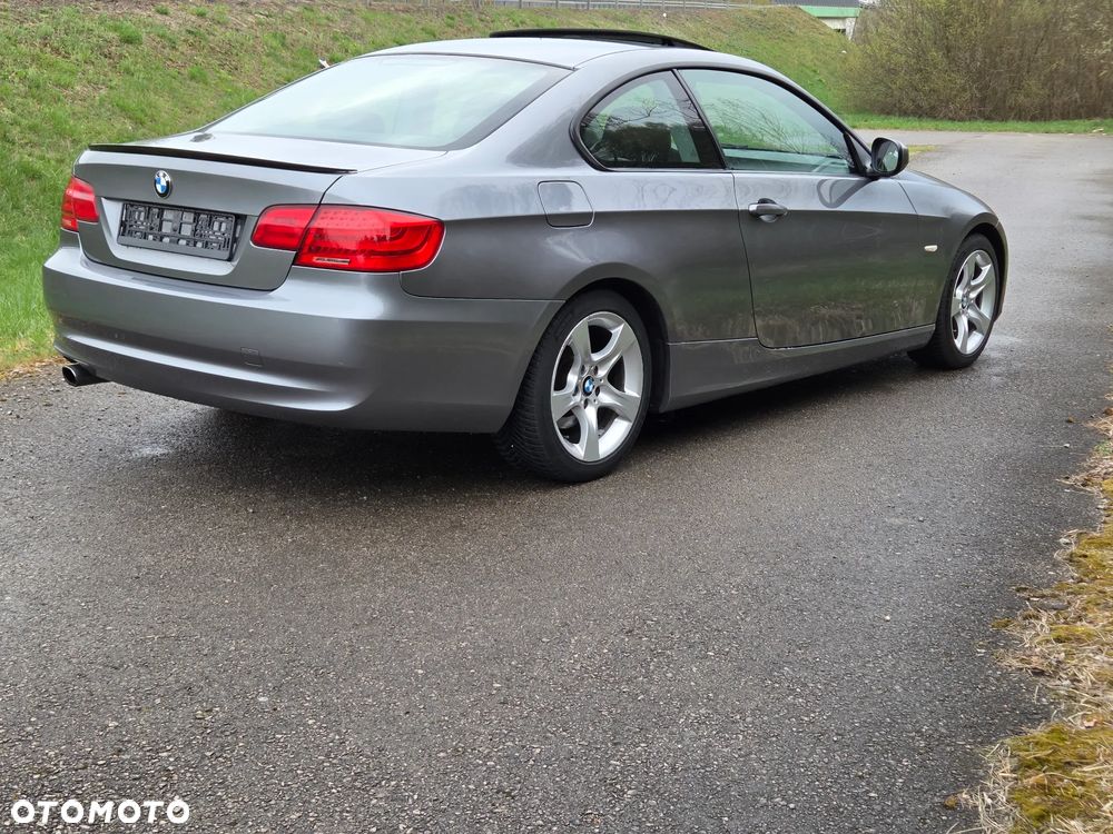 BMW Seria 3 320i Edition Exclusive - 6