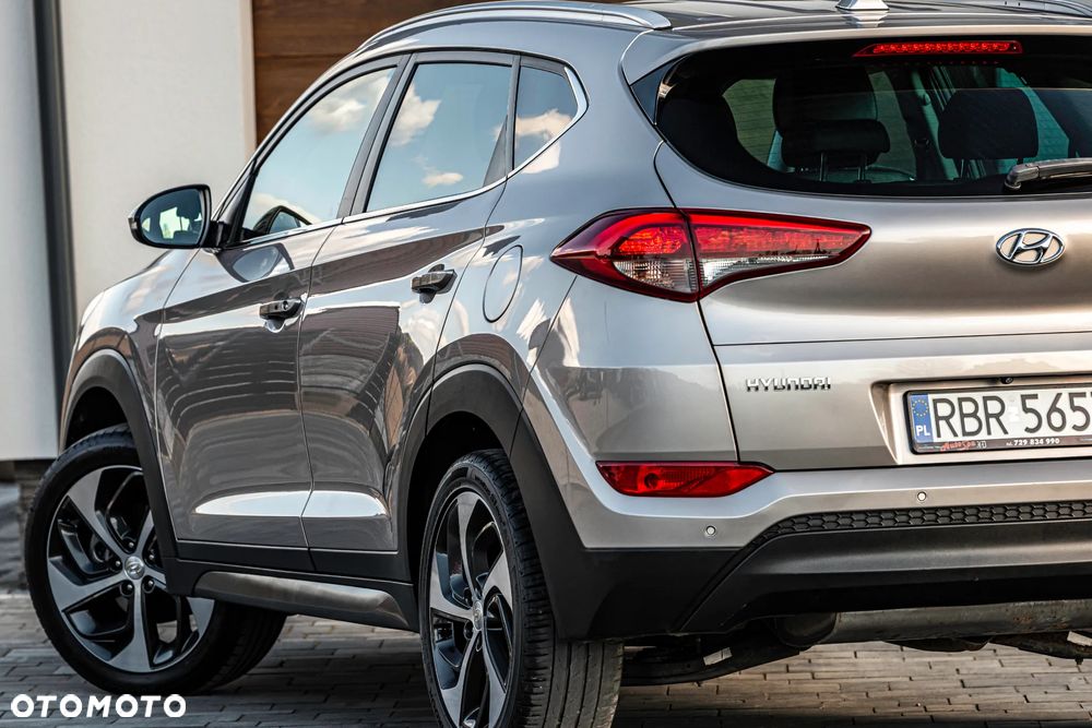 Hyundai Tucson blue 1.7 CRDi 2WD Style - 16