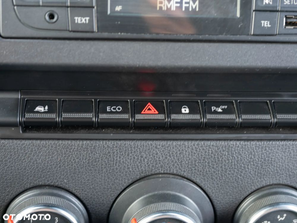 Renault Master - 25