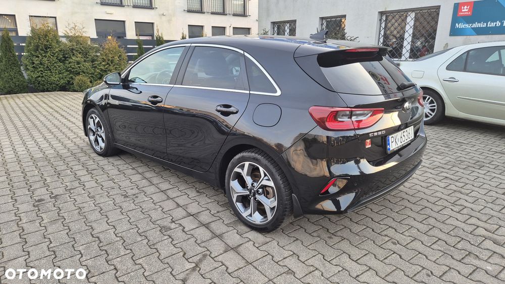 Kia Ceed 1.4 L Business Line - 3