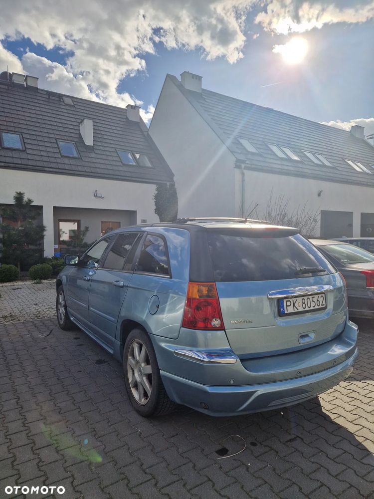 Chrysler Pacifica - 4