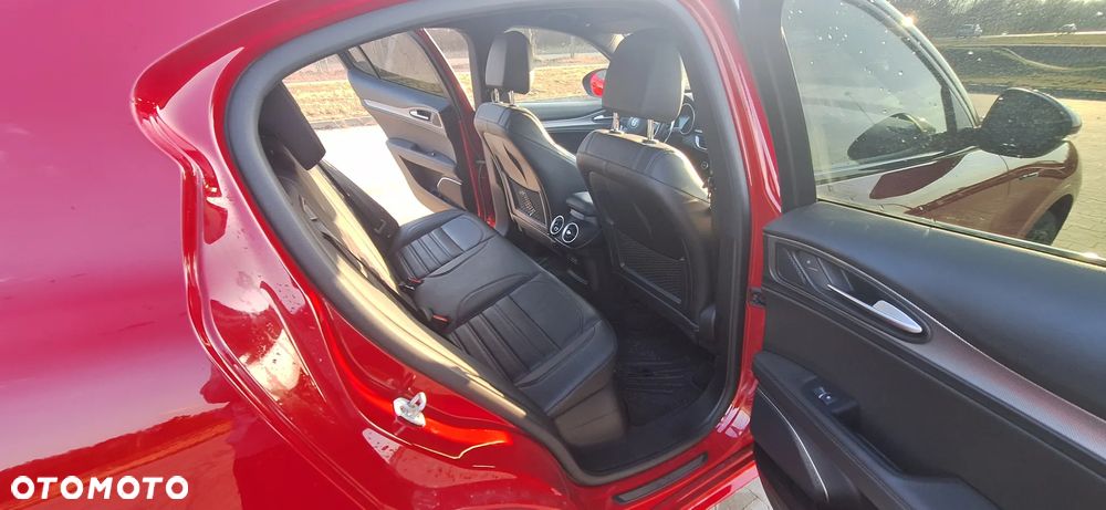 Alfa Romeo Stelvio 2.0 Turbo Veloce Q4 - 12