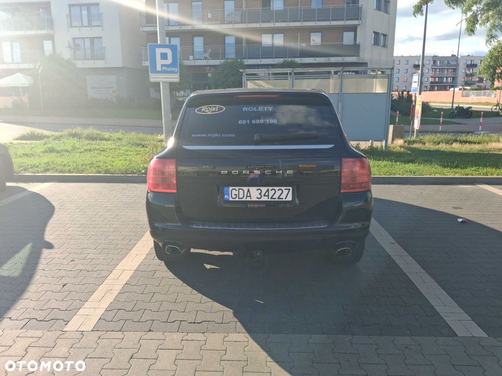 Porsche Cayenne - 5