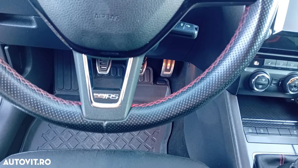 Skoda Octavia 2.0 TDI RS - 9