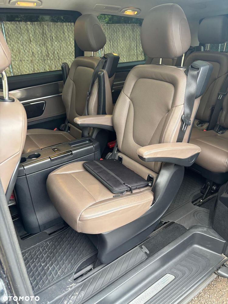 Mercedes-Benz Klasa V 300 d Exclusive 9G-Tronic (d³ugi) - 3