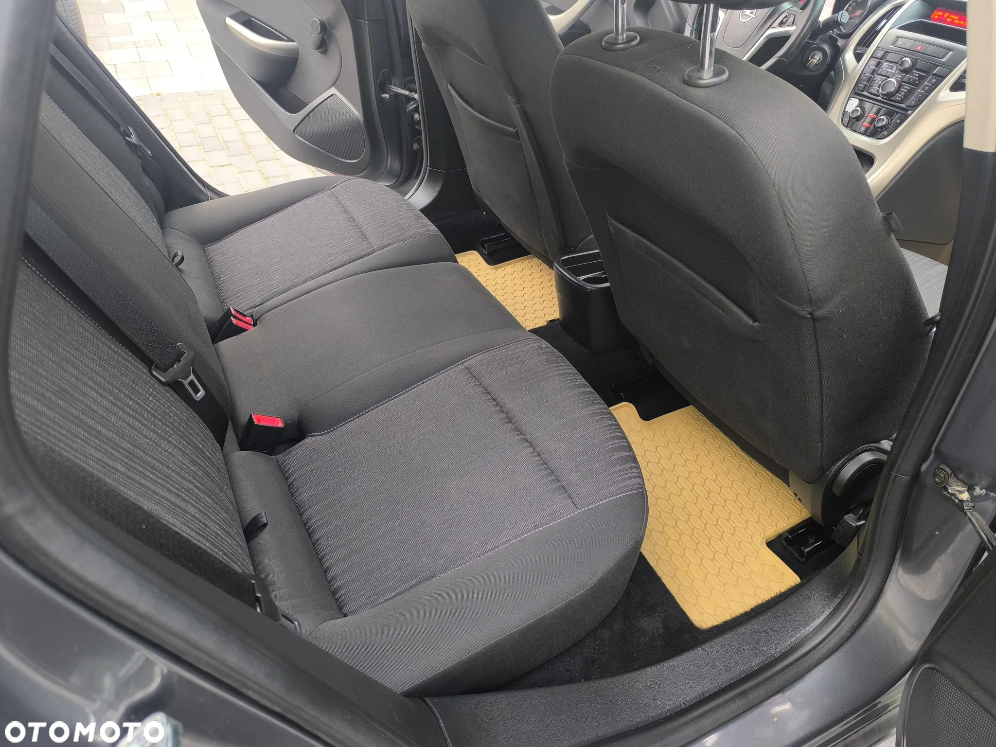 Opel Astra - 18