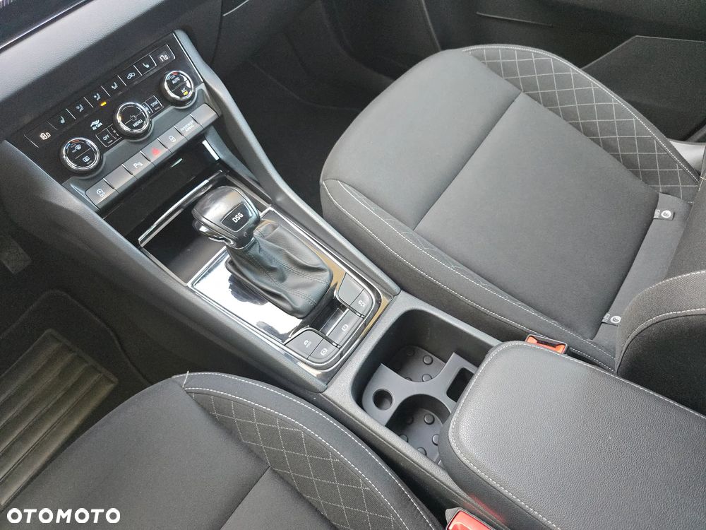 Skoda Karoq 1.6 TDI SCR DSG Style - 26
