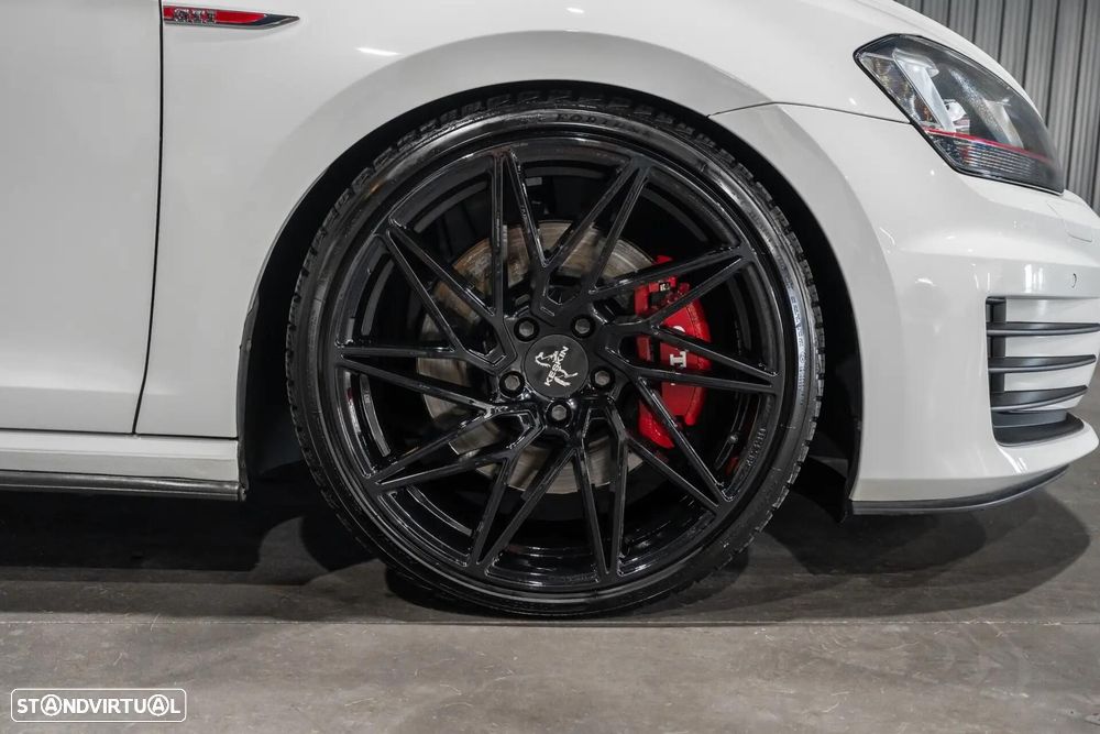 VW Golf GTI Performance BlueMotion DSG - 39