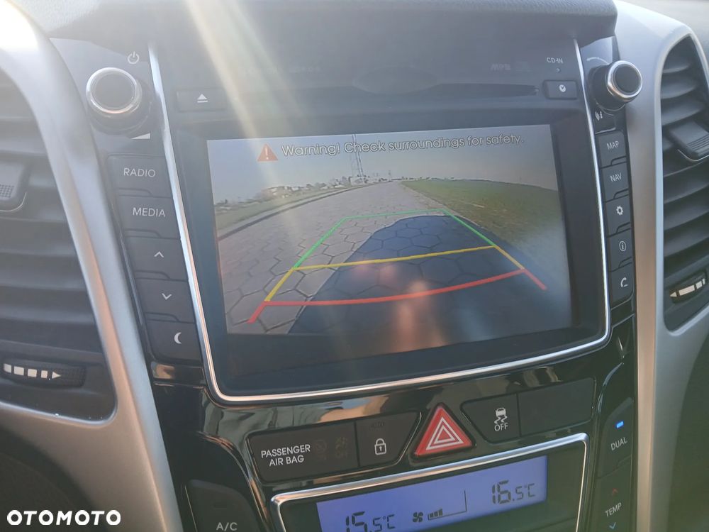 Hyundai i30 1.6 GDI Premium - 29