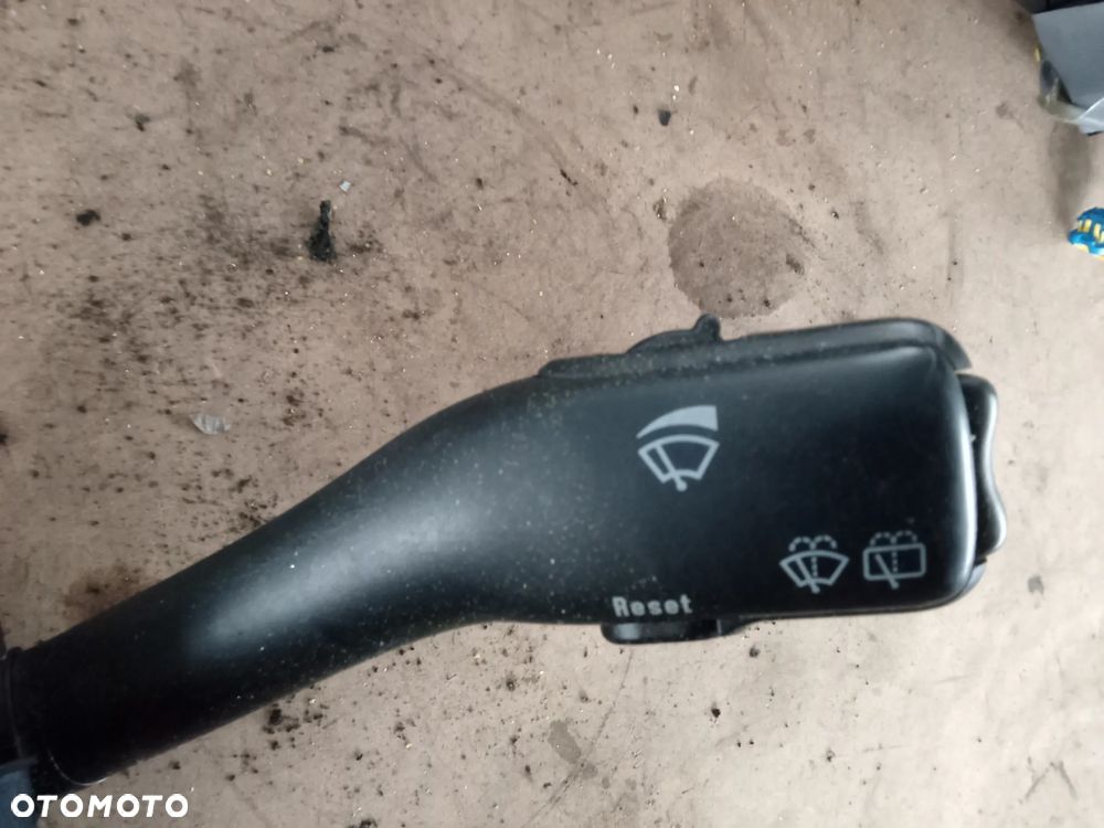 Przełączniki zespolone kombajn taśma VW Passat B5 lift 4B0953503H - 4