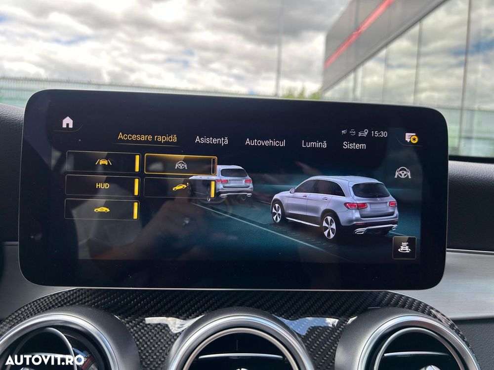 Mercedes-Benz GLC 300 e 4MATIC - 27