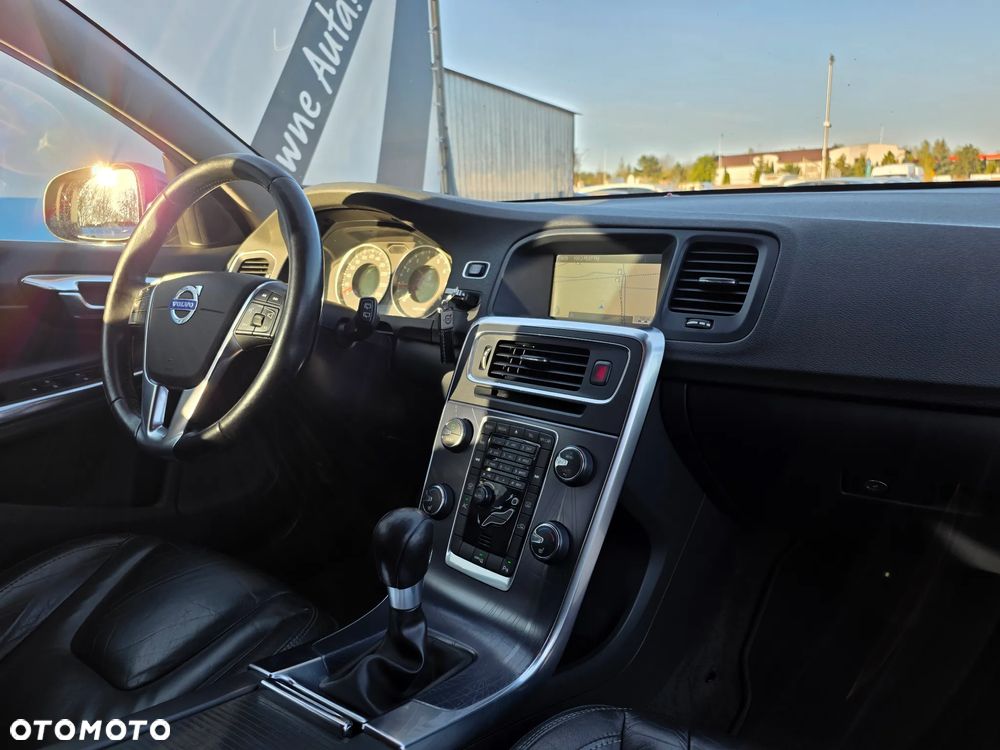 Volvo V60 T3 Ocean Race - 12