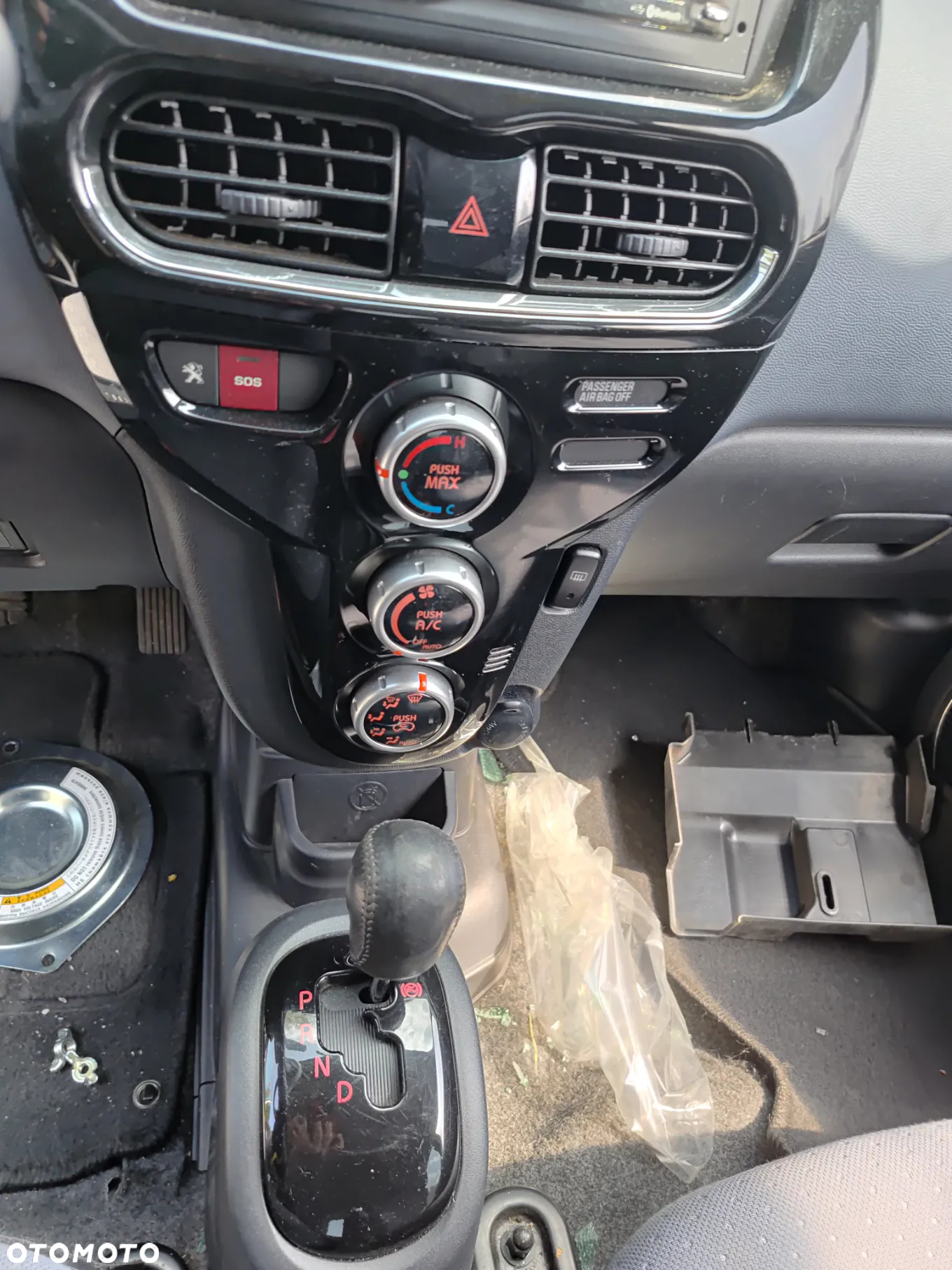 Peugeot iOn Active - 21