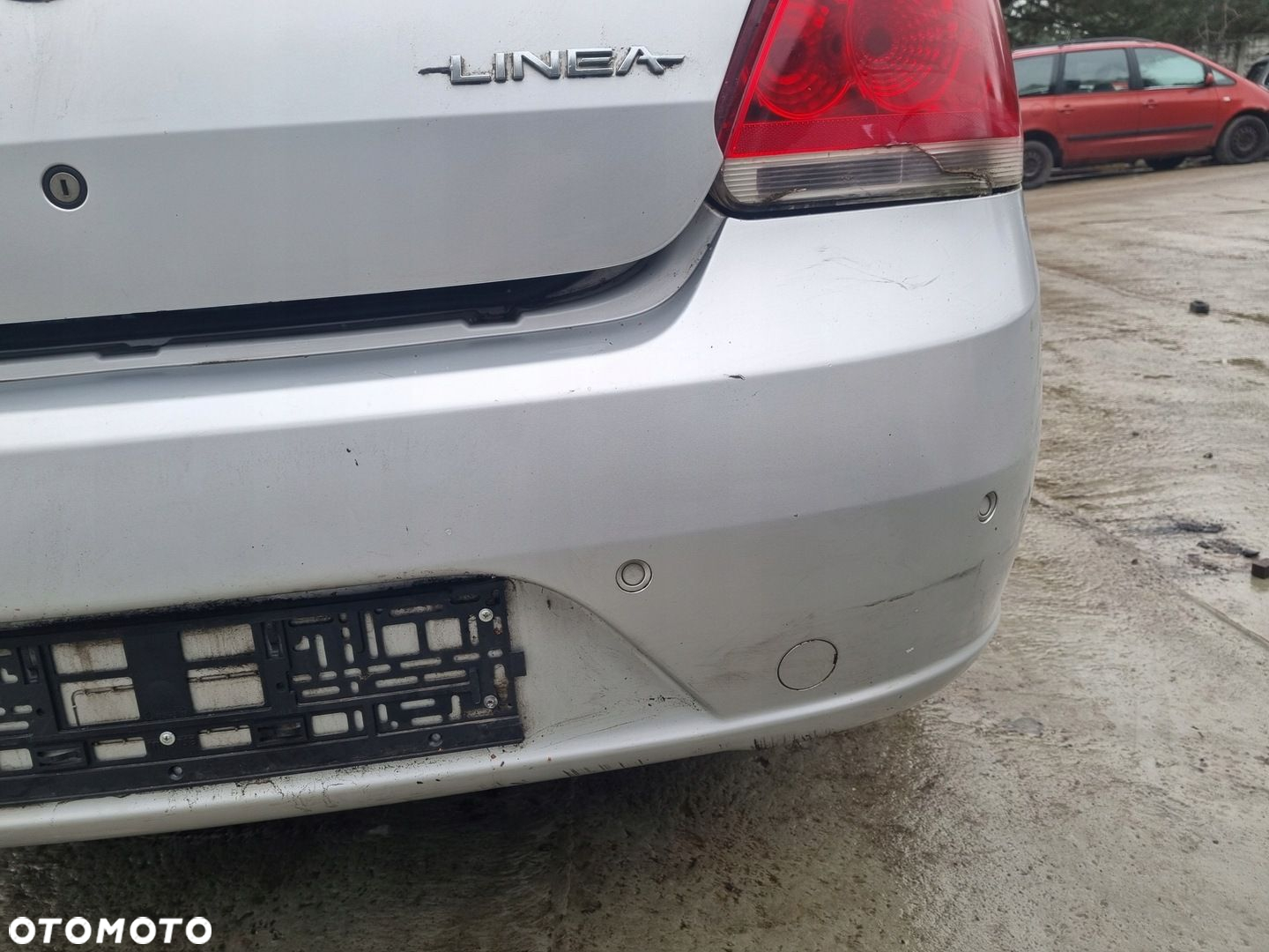 FIAT LINEA 07-15 2007 r. SEDAN ZDERZAK TYŁ TYLNY PDC * - 6