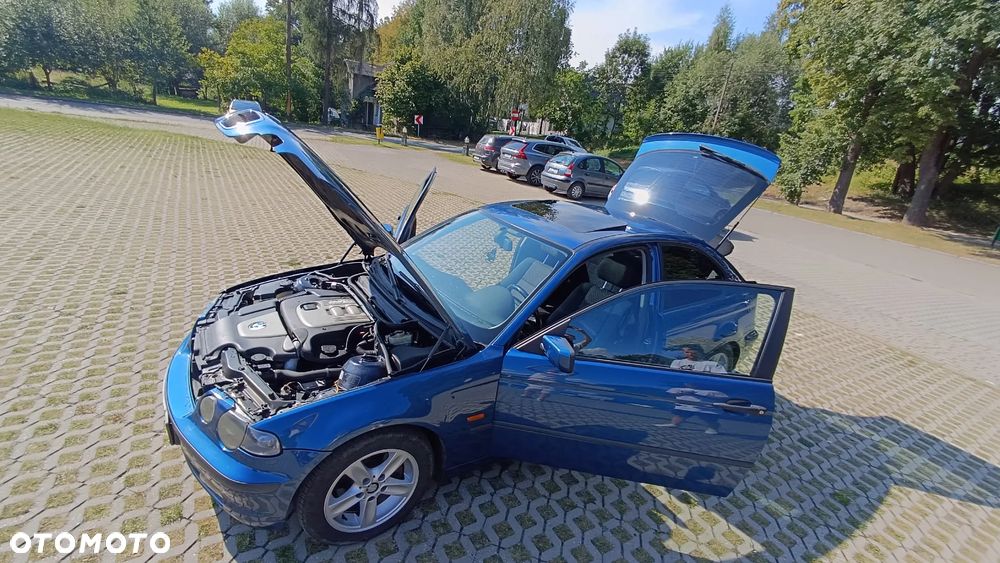 BMW Seria 3 320td - 23