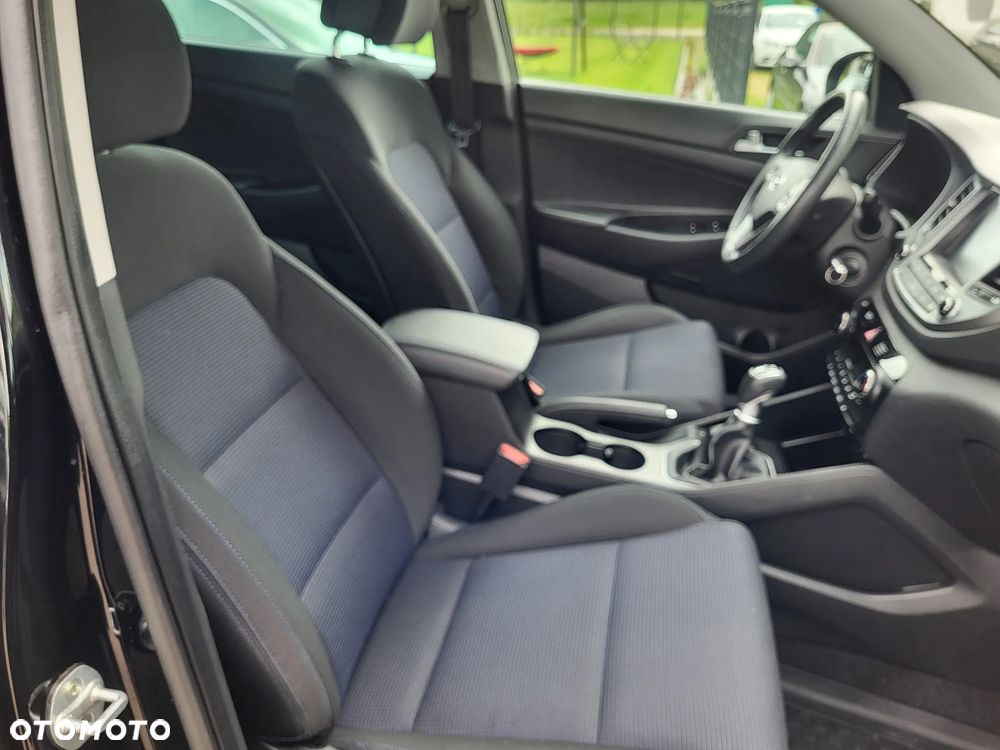 Hyundai Tucson 1.6 GDi Comfort 2WD - 25