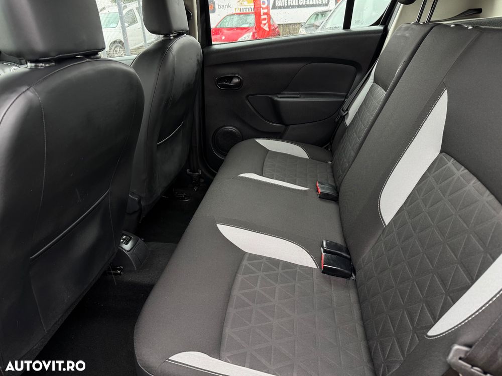Dacia Sandero Stepway - 11