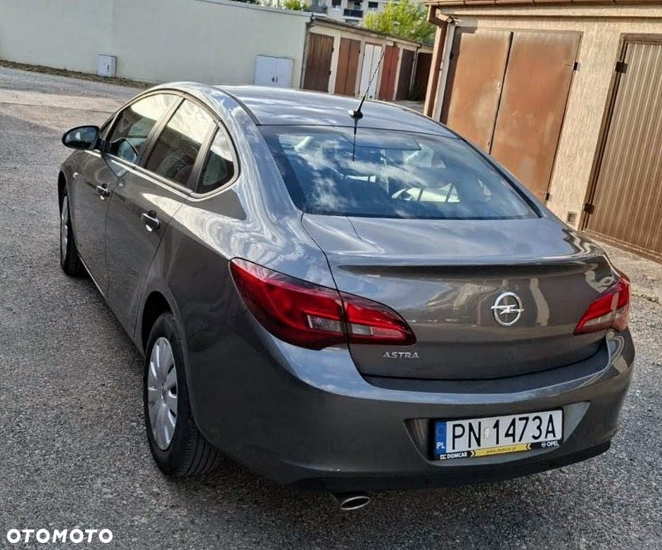 Opel Astra 1.4 T Energy EU6 - 8
