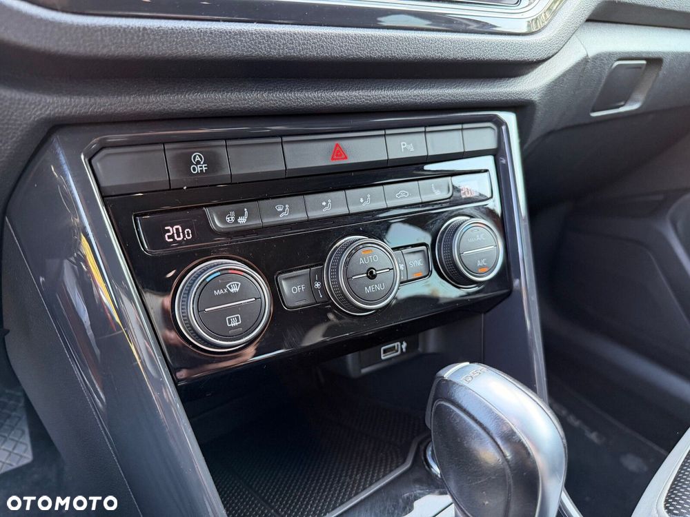 Volkswagen T-Roc 1.5 TSI GPF ACT Premium DSG - 18