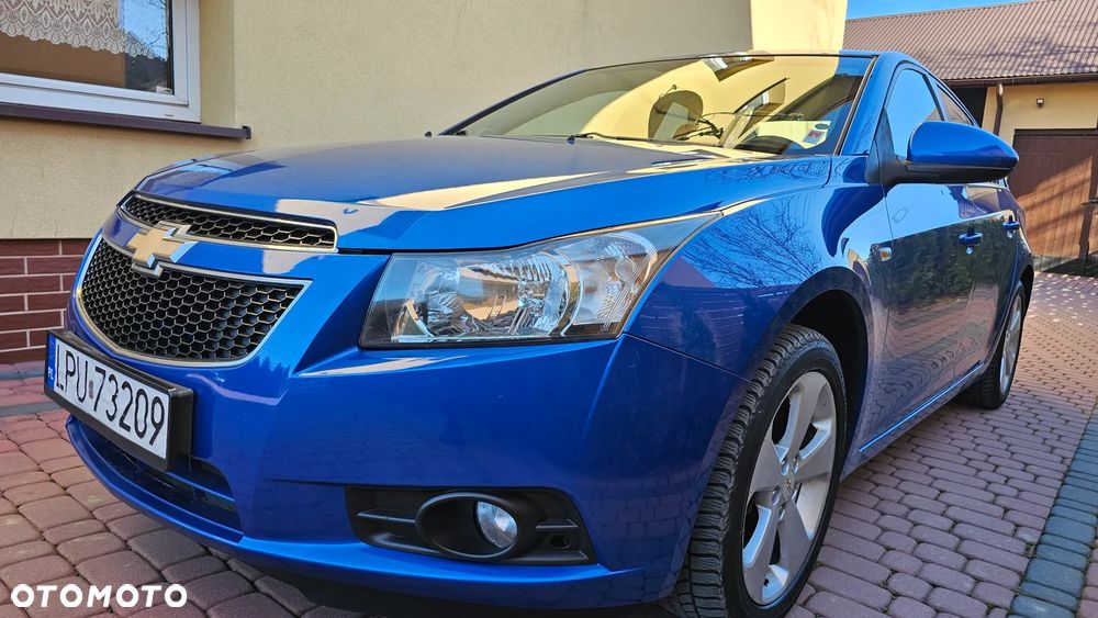 Chevrolet Cruze 1.8 LT+ - 11