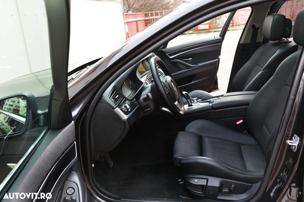 BMW Seria 5 520d Sport-Aut. BluePerformance - 19