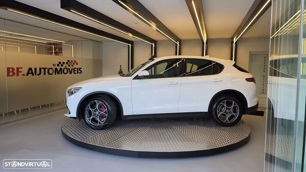 Alfa Romeo Stelvio 2.2 D Super AT8 - 15