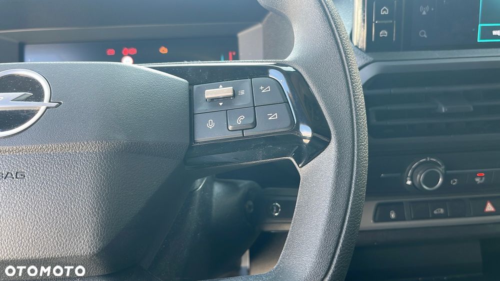 Opel Vivaro - 16