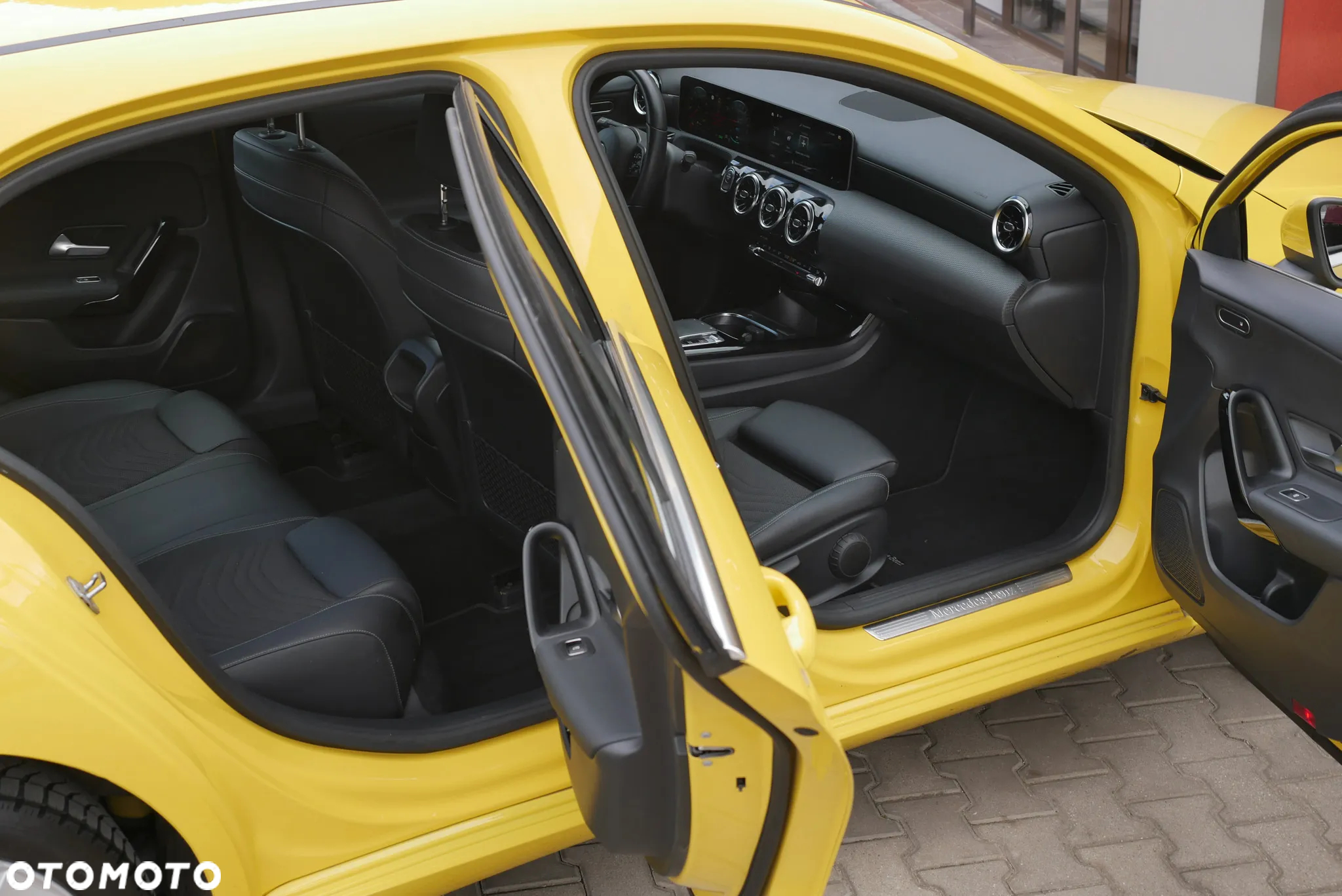 Mercedes-Benz Klasa A 250 e 8G-DCT Progressive Advanced - 23