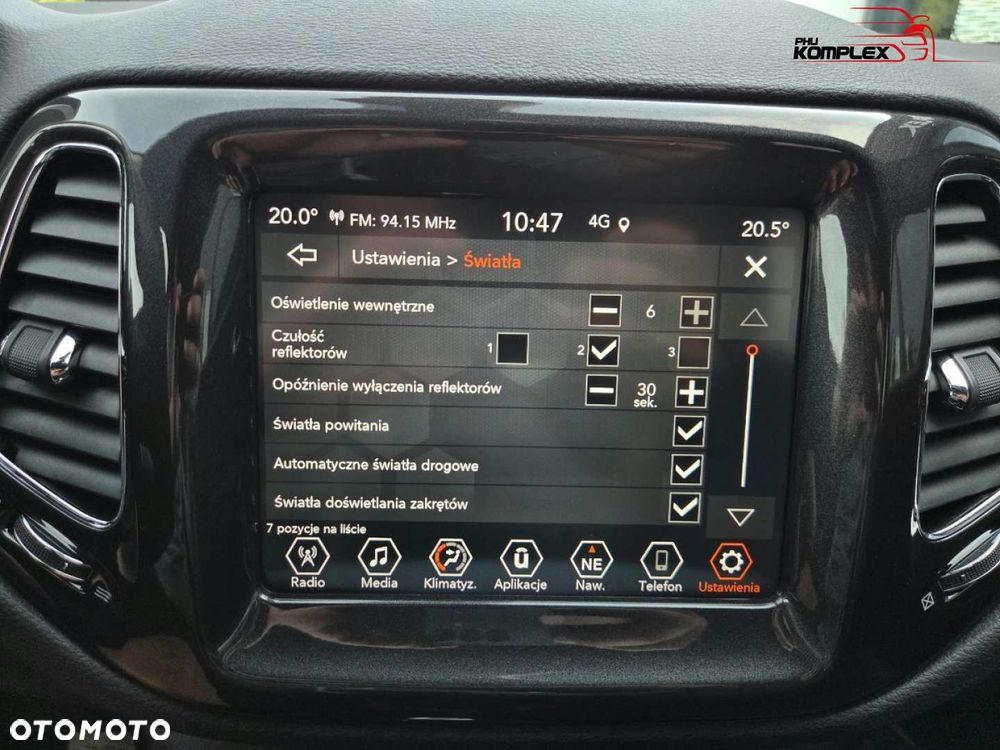Jeep Compass - 24