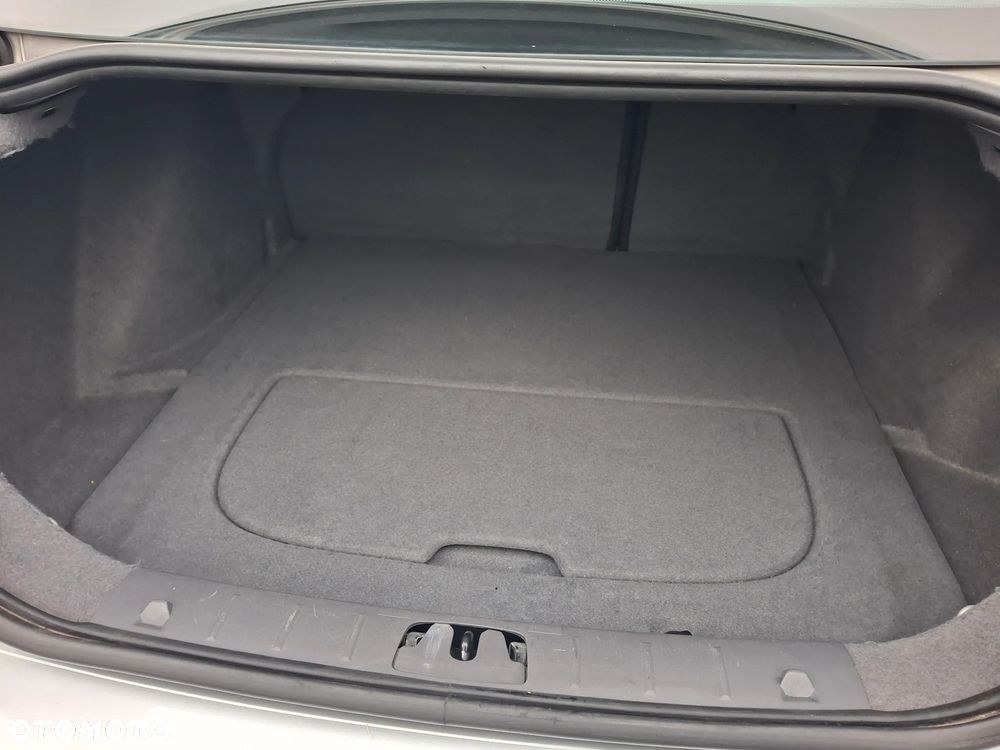 Volvo S40 2.0D Momentum - 29