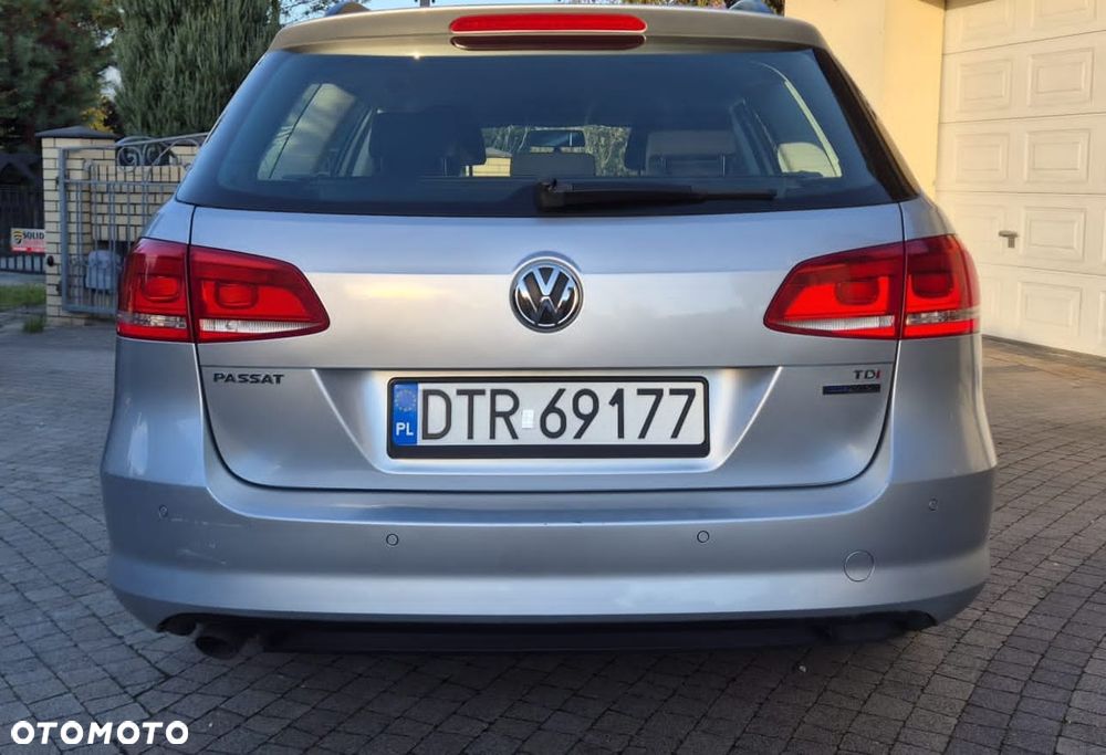 Volkswagen Passat 1.6 TDI Trendline - 9